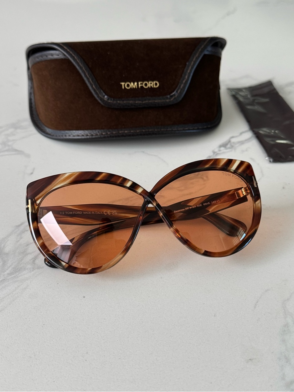 Tom Ford Beatrice FT1196 Tortoiseshell Cat eye Frame Sunglasses - Picture 2 of 11